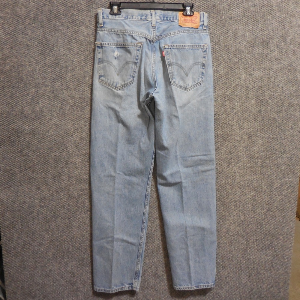 Levis 550 Relaxed Fit Tapered Leg Jeans Light Wash Denim 32x34 Fits 31x33 y2k